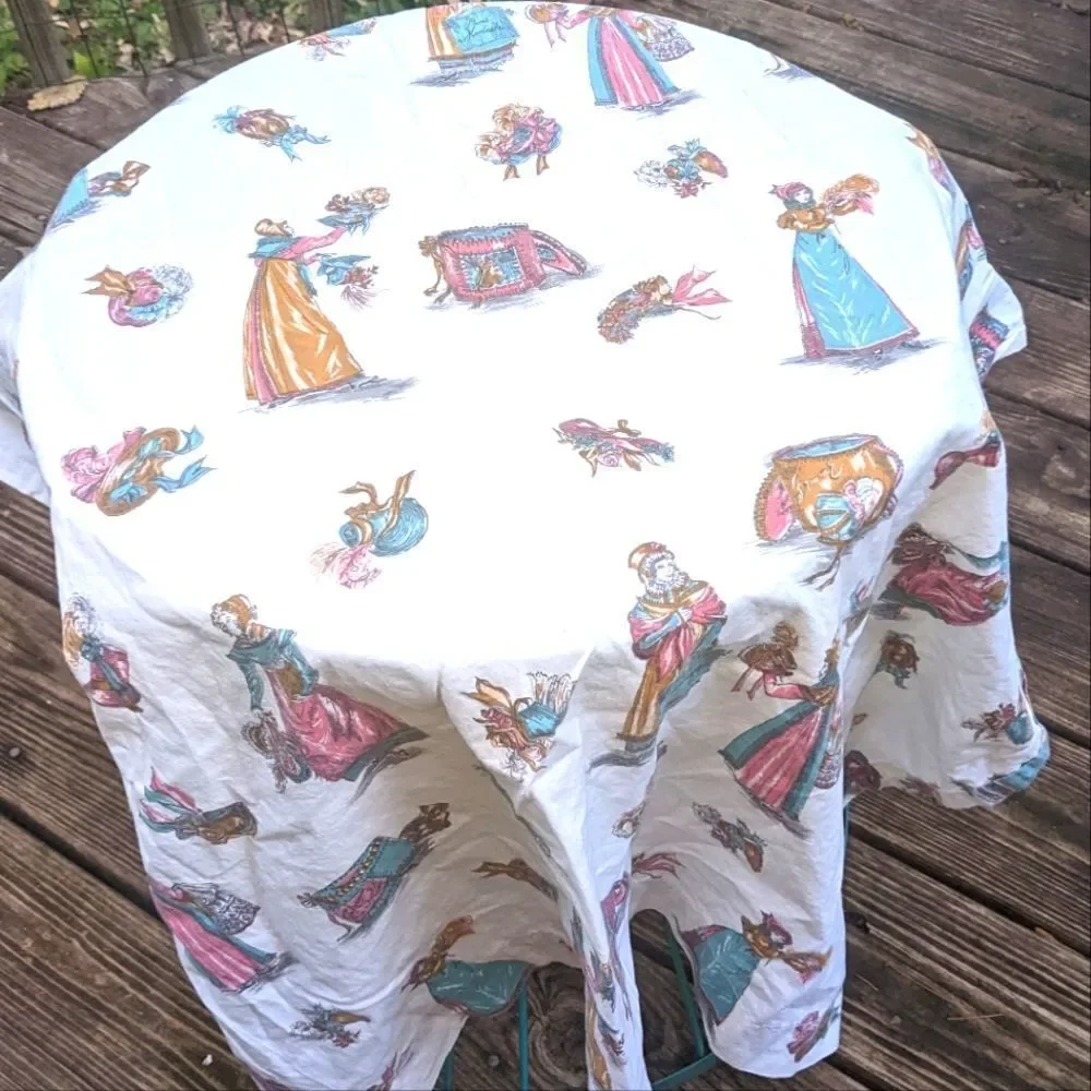 ‎Vintage Victorian ladies print curtain
